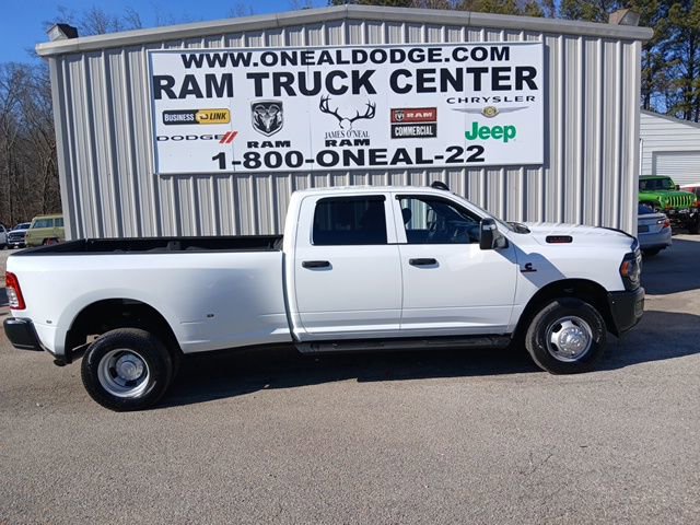 Used 2024 RAM 3500 Tradesman image 2
