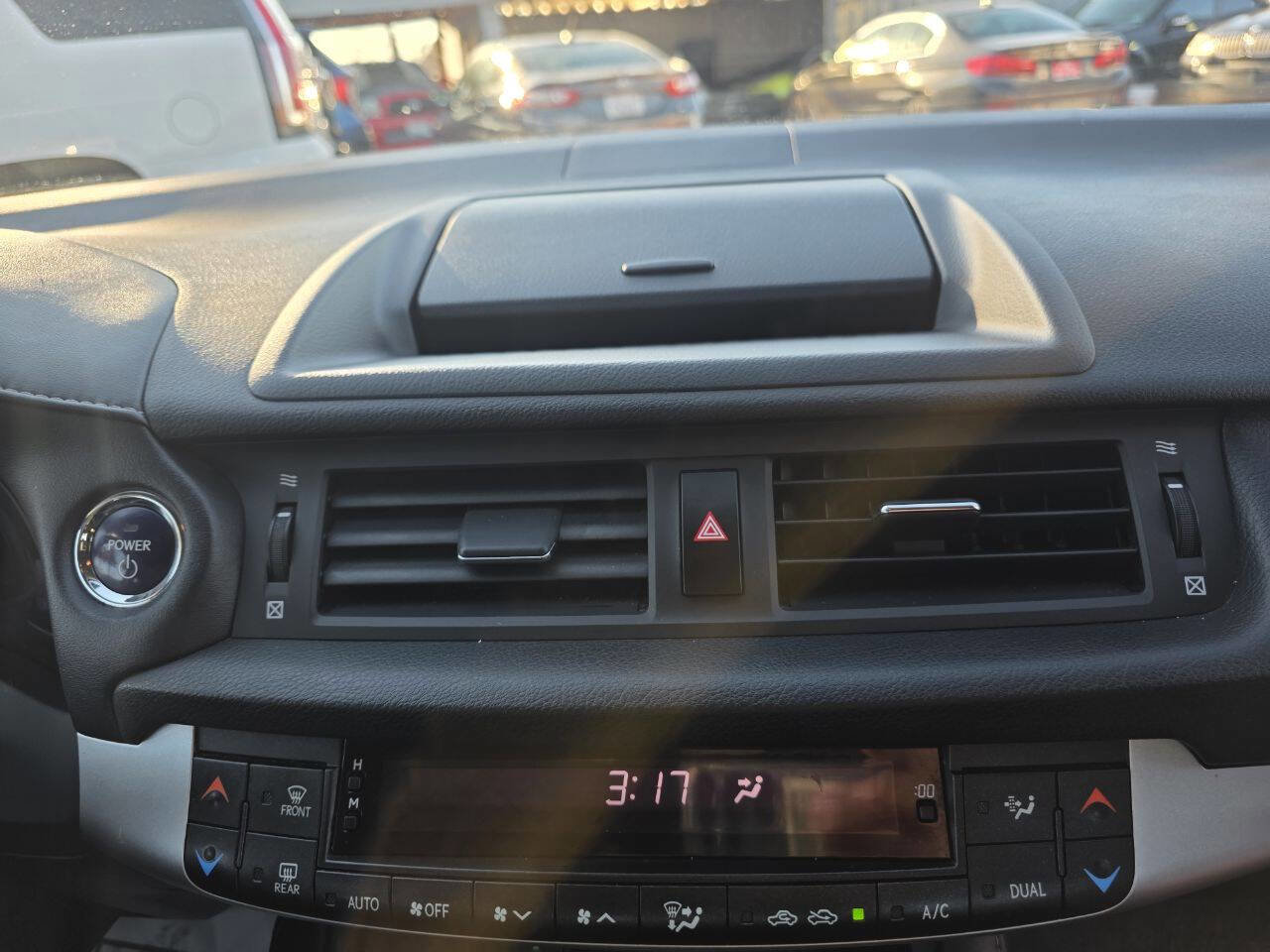 Used 2012 Lexus CT 200h Premium image 16