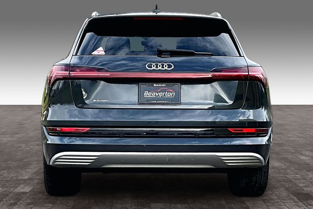 Used 2019 Audi e-tron Prestige w/ Prestige Package AWD/4WD image 6