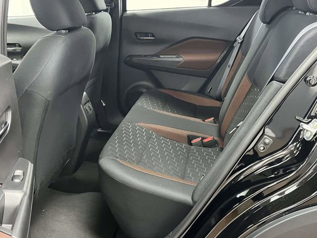 Used 2024 Nissan Kicks SR image 17