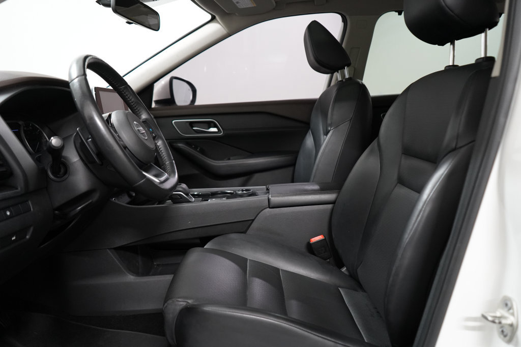 Used 2021 Nissan Rogue SV w/ Premium Package AWD/4WD image 12