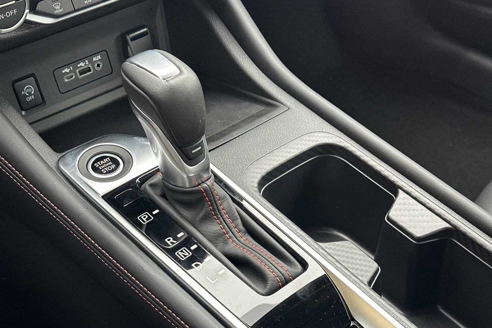 Used 2025 Nissan Sentra SR w/ SR Premium Package image 19