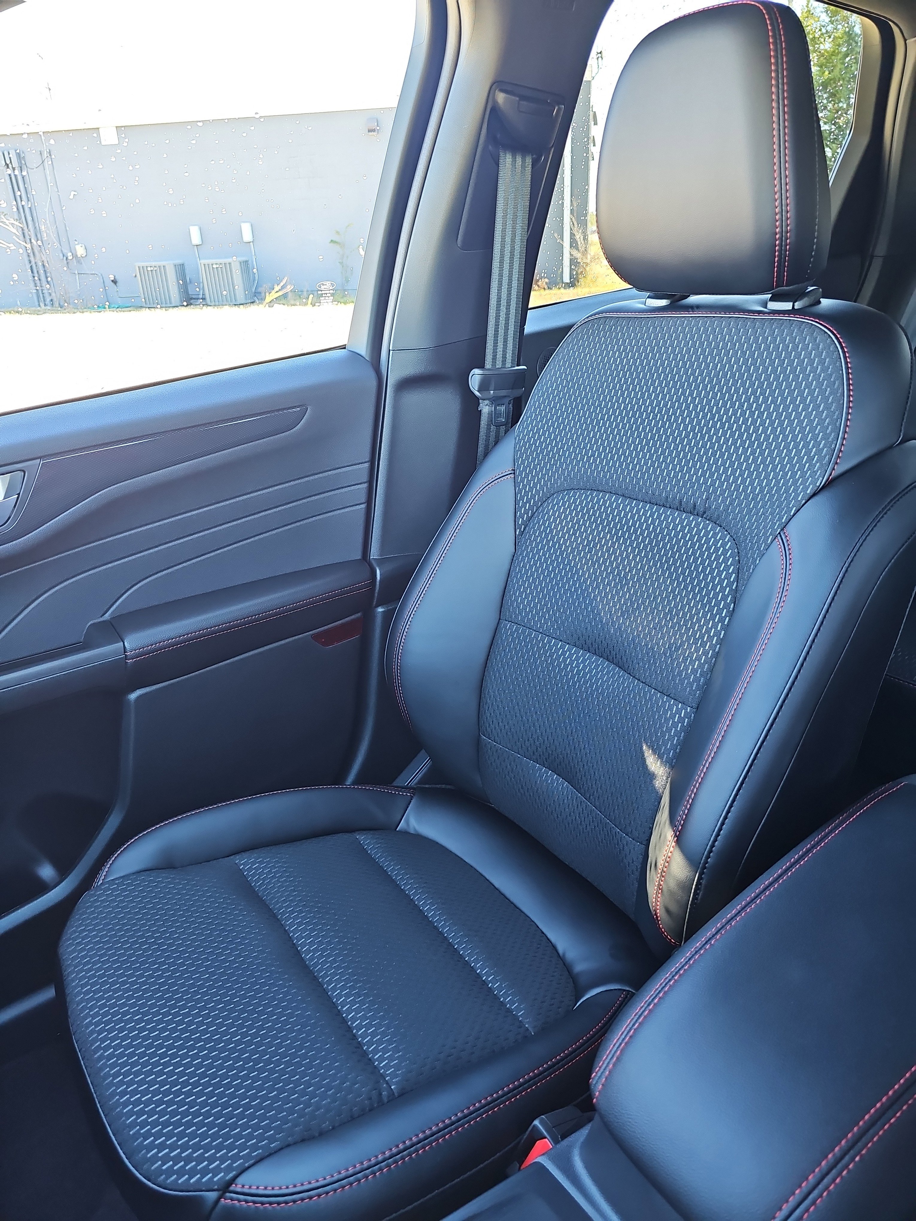 New 2026 Ford Escape ST-Line Select image 30