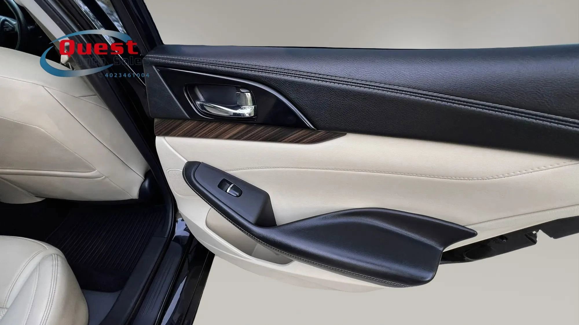 Used 2017 Nissan Maxima Platinum FWD image 16