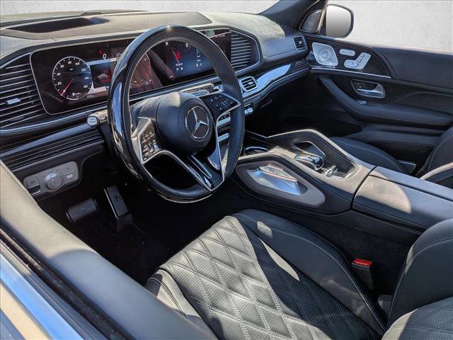 Used 2024 Mercedes-Benz Maybach GLS 600 4MATIC image 9