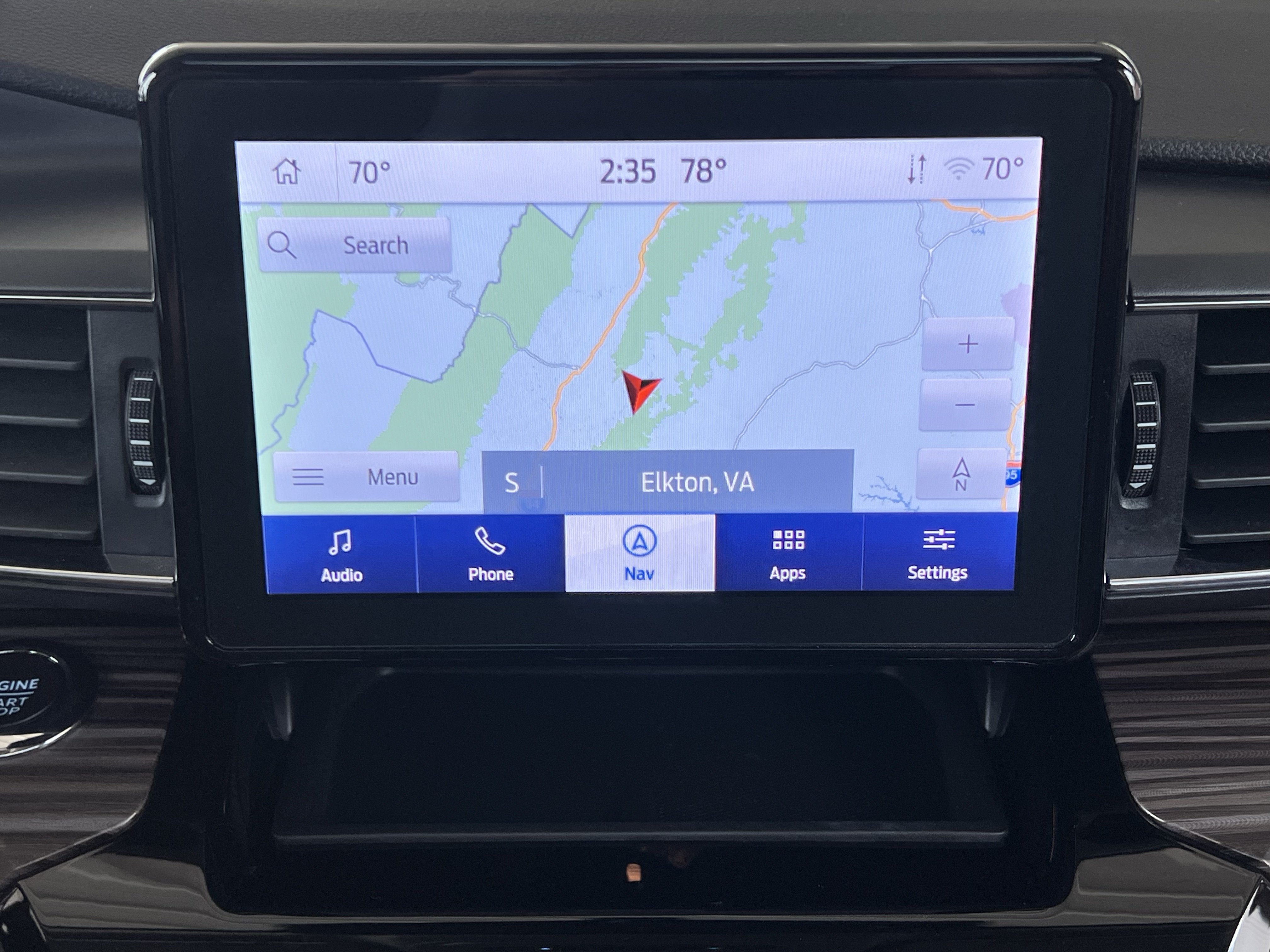 Used 2024 Ford Explorer Limited w/ Equipment Group 301A AWD/4WD image 29