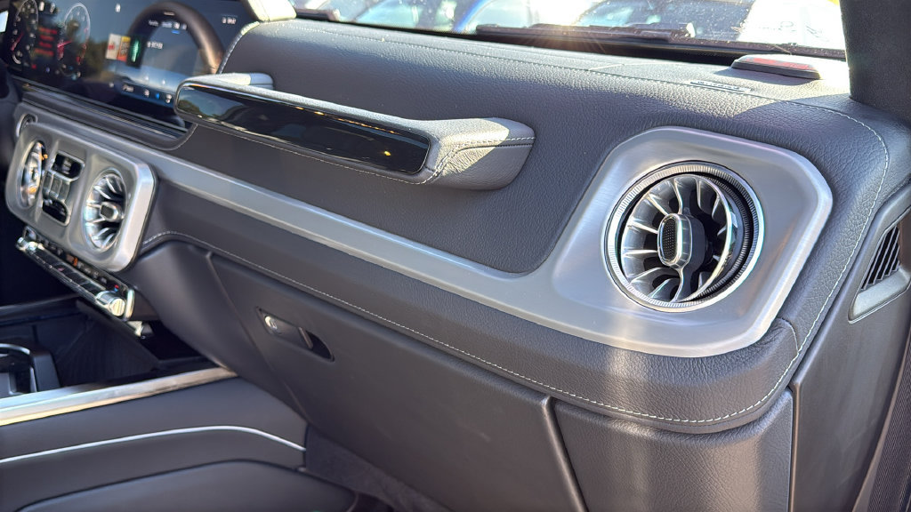 Certified 2025 Mercedes-Benz G 550 image 12