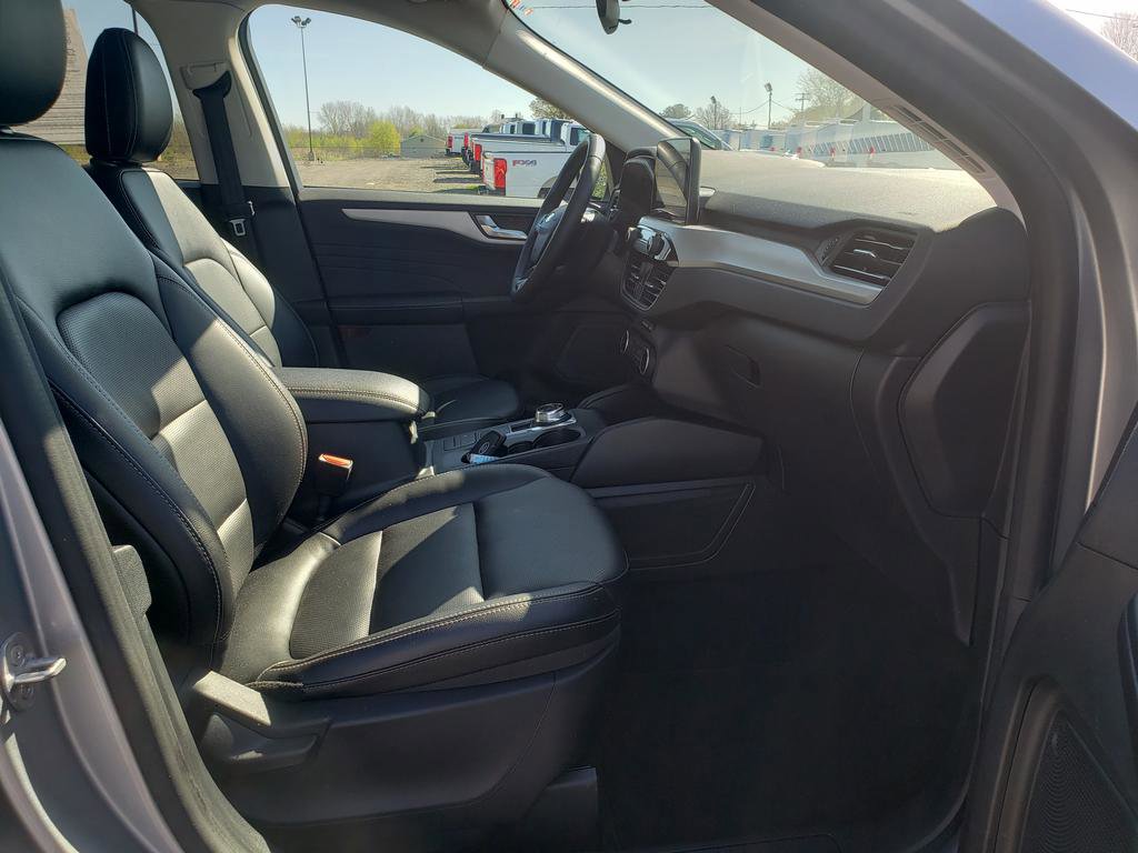 Used 2022 Ford Escape SEL AWD/4WD image 17