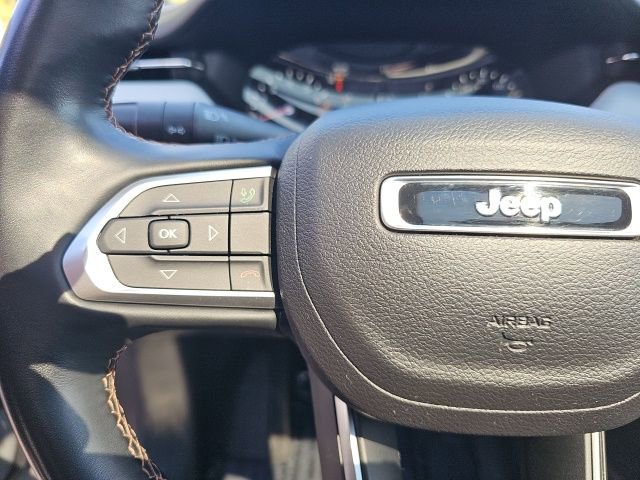 Used 2022 Jeep Compass Limited w/ Sun and Sound Group image 35