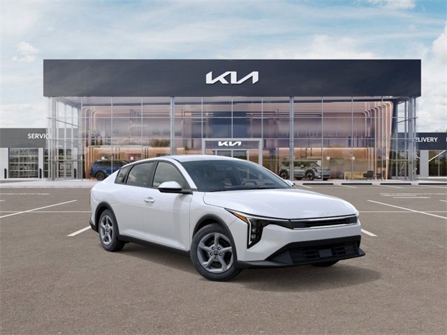New 2025 Kia K4 LXS image 34
