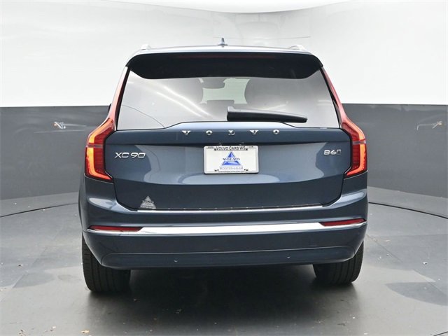 New 2026 Volvo XC90 B6 Plus w/ Protection Package Premier image 7