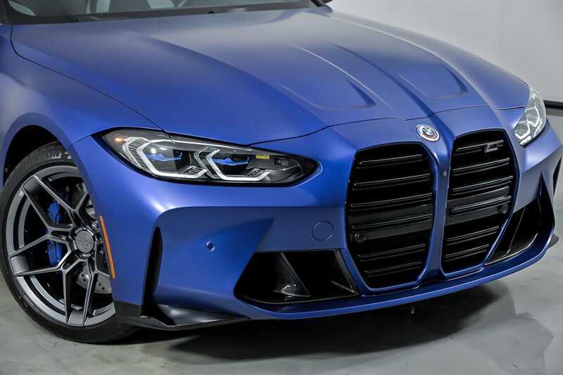 Used 2023 BMW M4 xDrive Competition w/ M Carbon Exterior Package AWD/4WD image 2