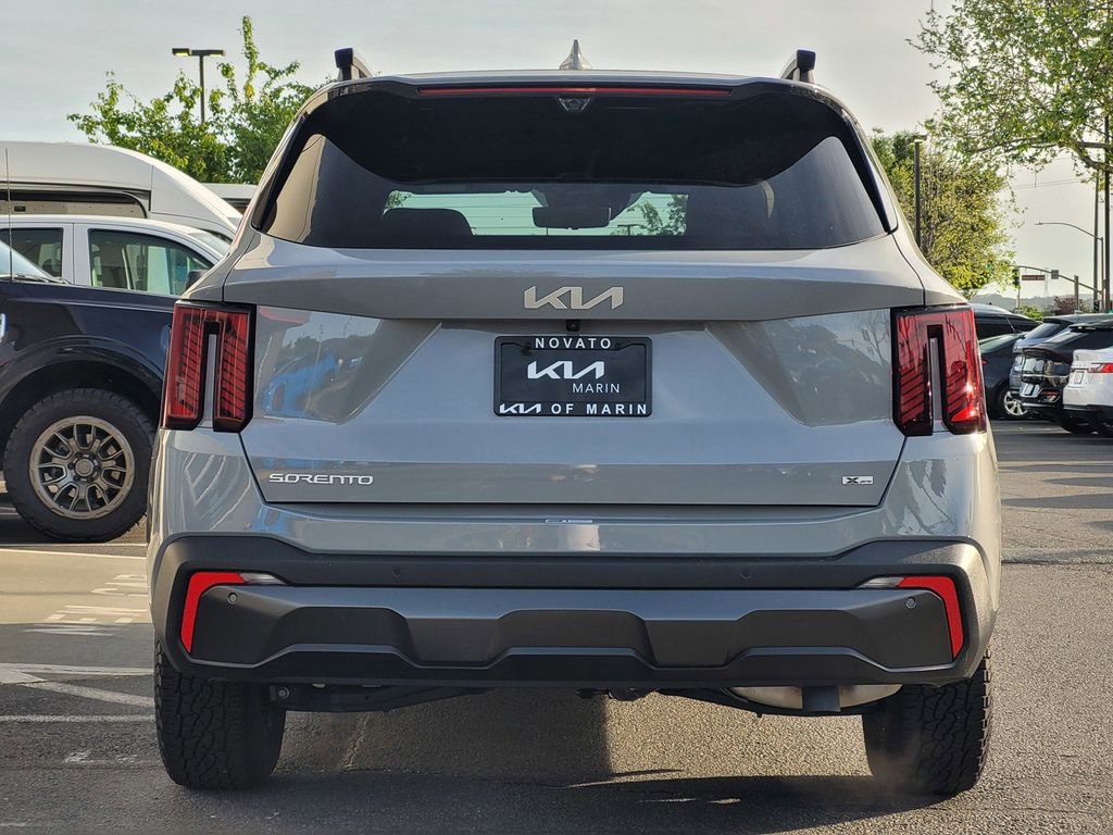 Used 2024 Kia Sorento SX Prestige w/ Olive Brown Leather Package image 7