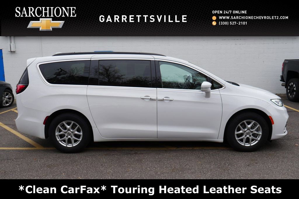 Used 2022 Chrysler Pacifica Touring-L image 1