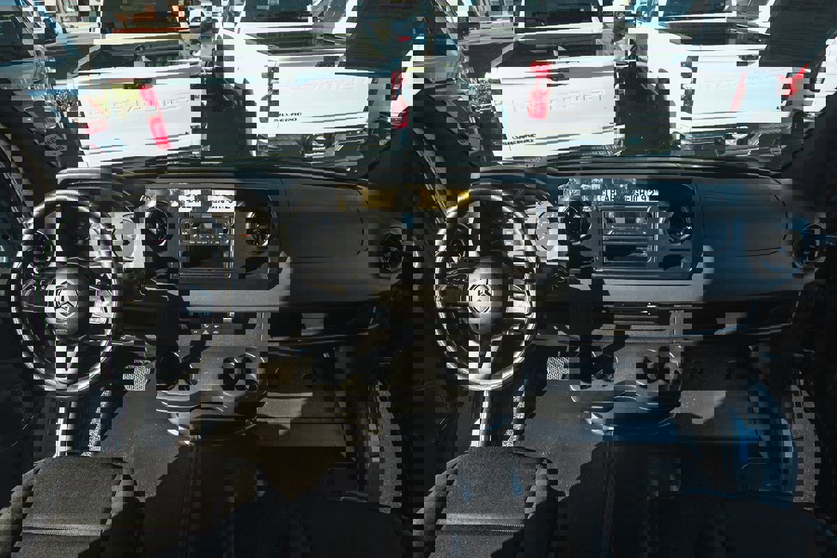 Used 2019 Mercedes-Benz Sprinter 170 image 13