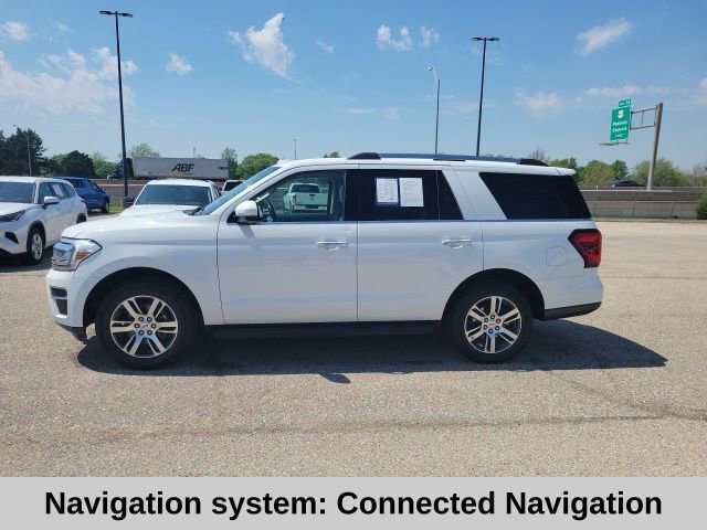 Used 2024 Ford Expedition Limited image 3