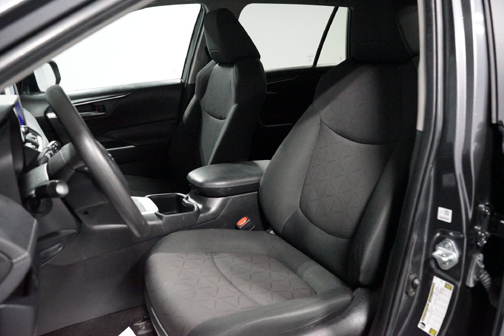 Certified 2024 Toyota RAV4 XLE FWD image 27
