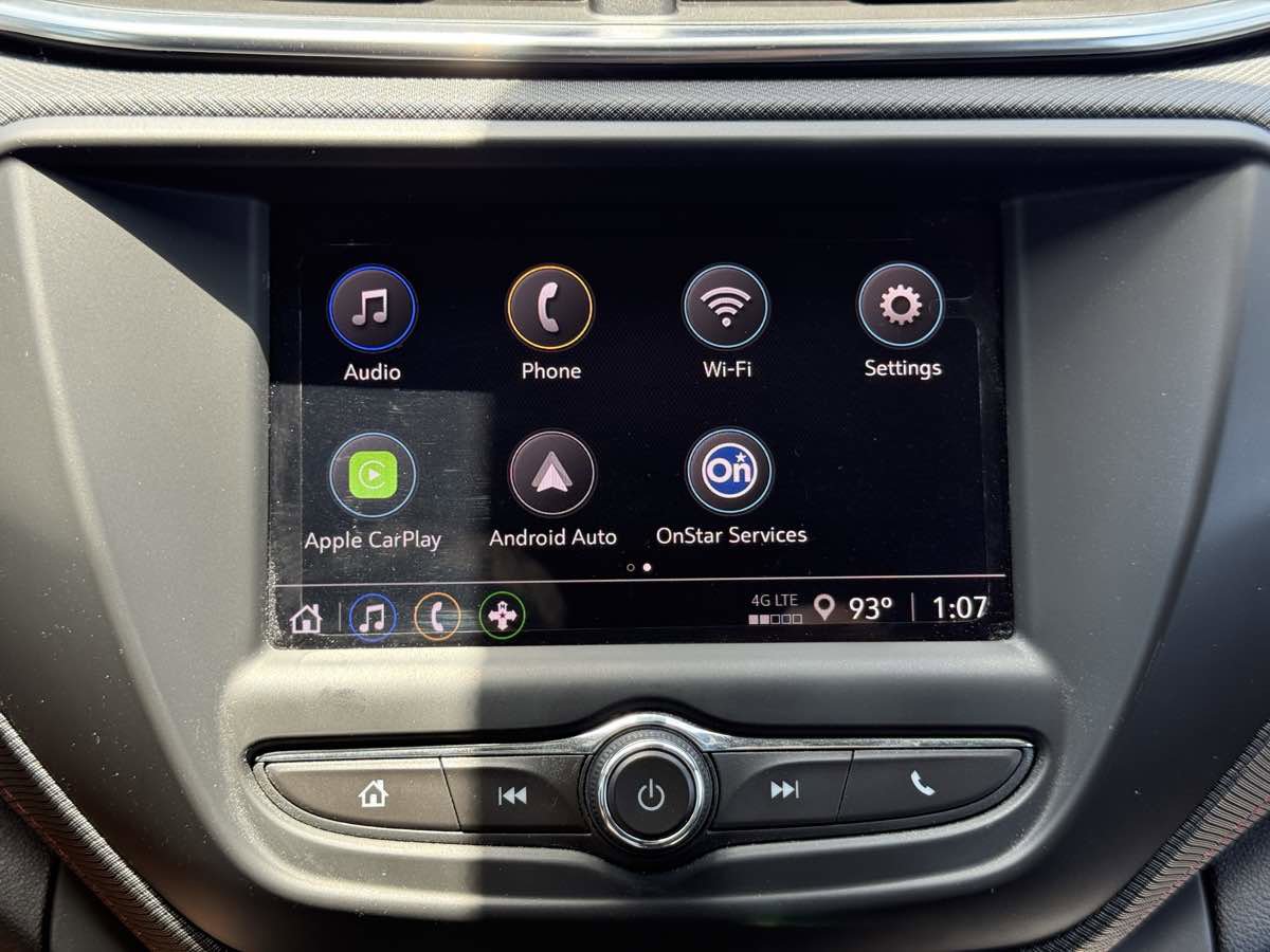 Used 2023 Chevrolet TrailBlazer RS image 34