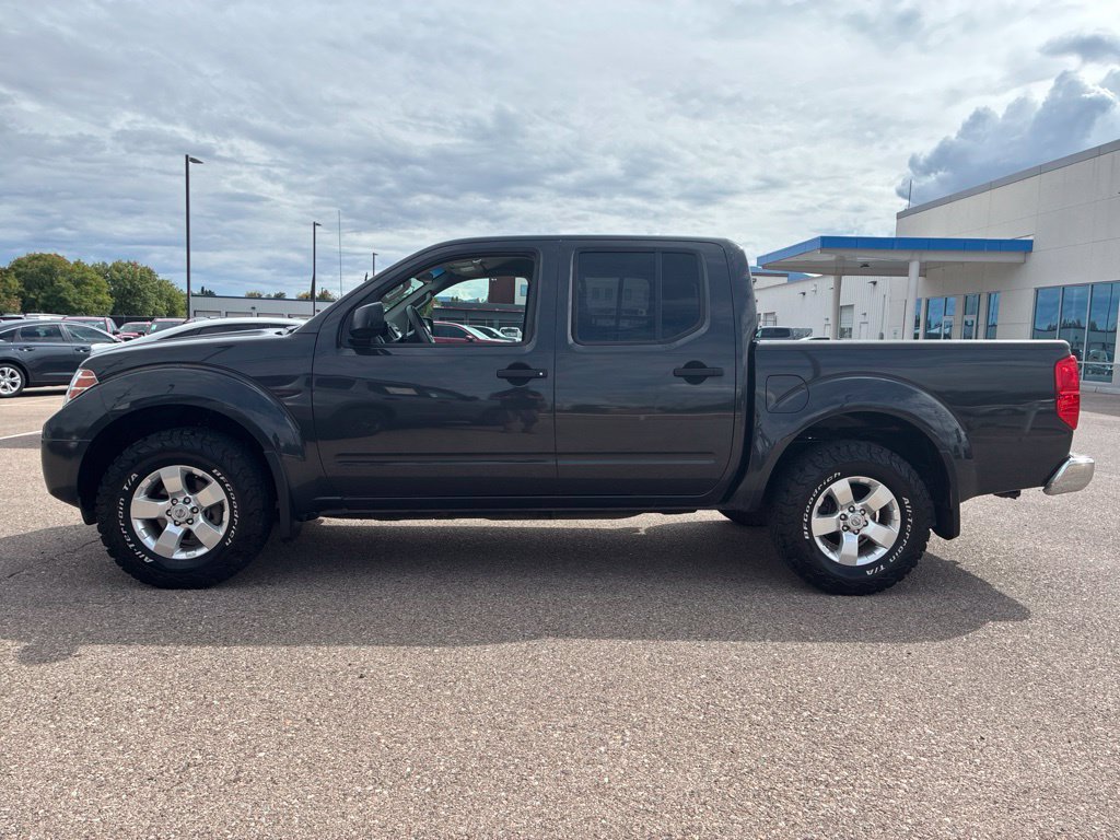 Used 2012 Nissan Frontier SV AWD/4WD image 2