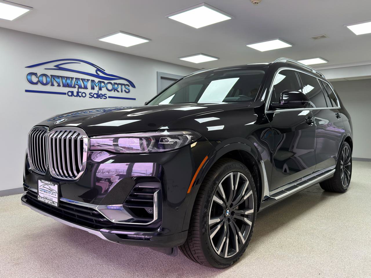 Used 2020 BMW X7 xDrive50i w/ Cold Weather Package AWD/4WD image 1