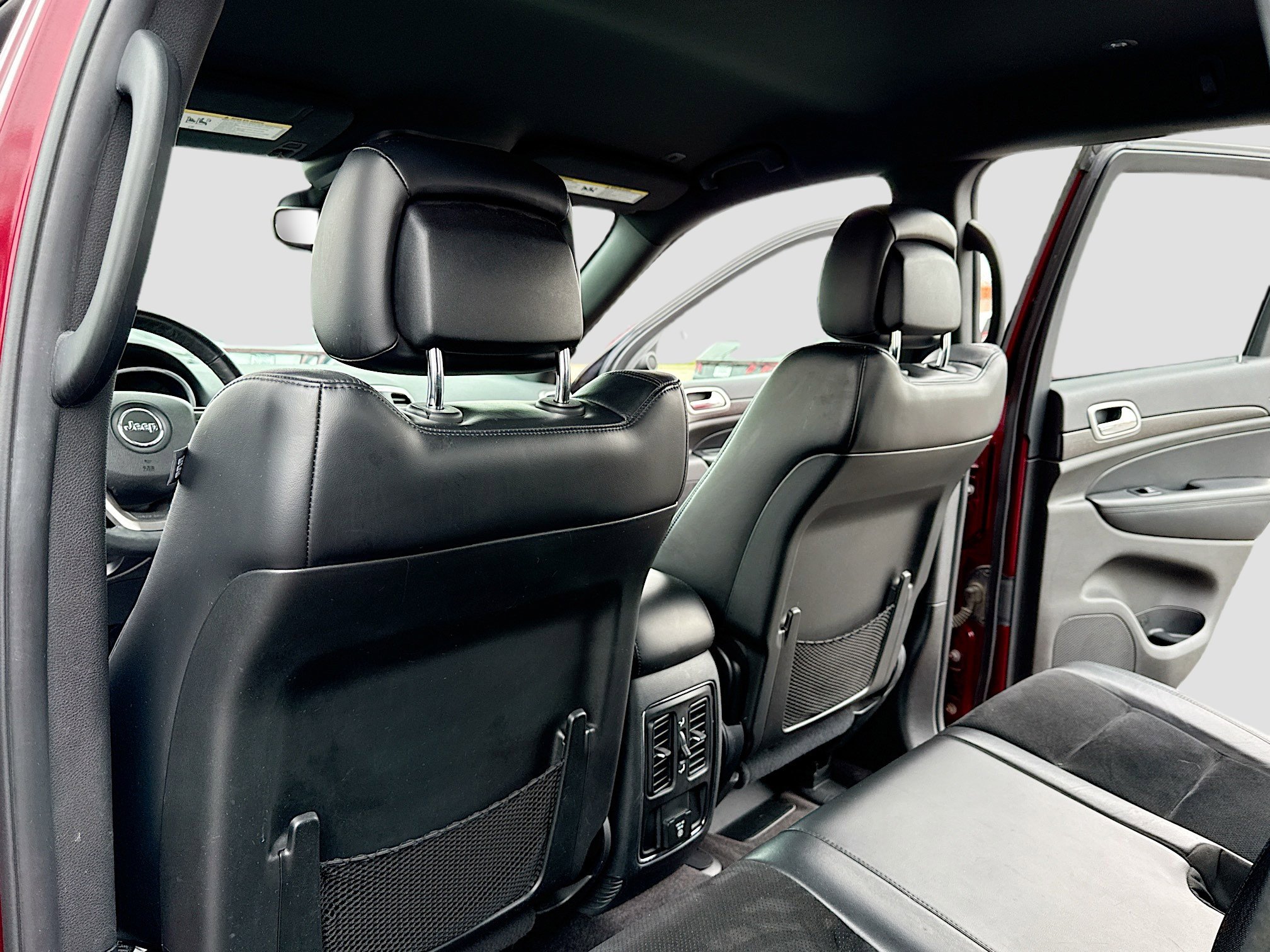 Used 2018 Jeep Grand Cherokee Altitude image 6