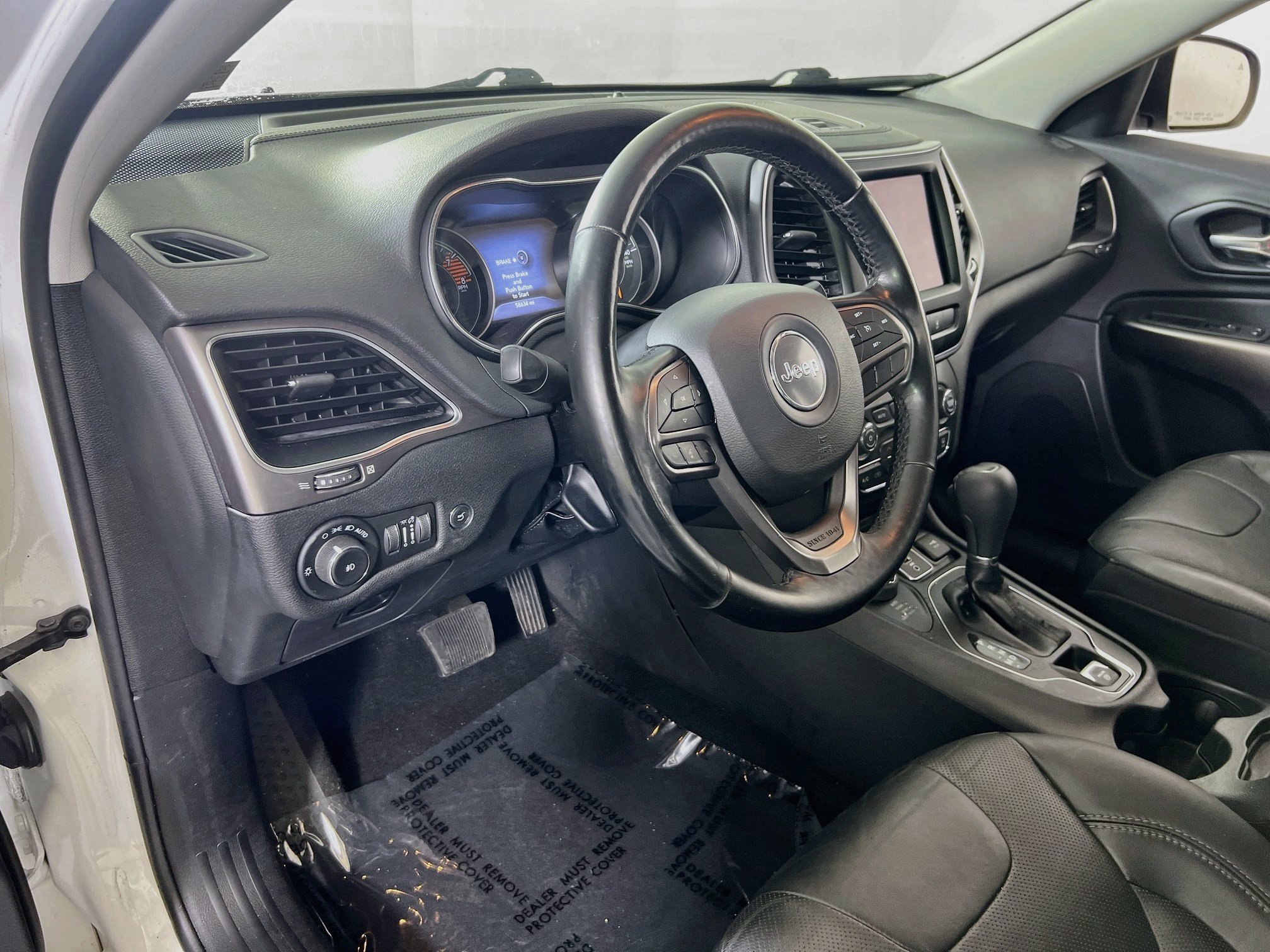 Used 2021 Jeep Cherokee Latitude Lux w/ Comfort/Convenience Group AWD/4WD image 9