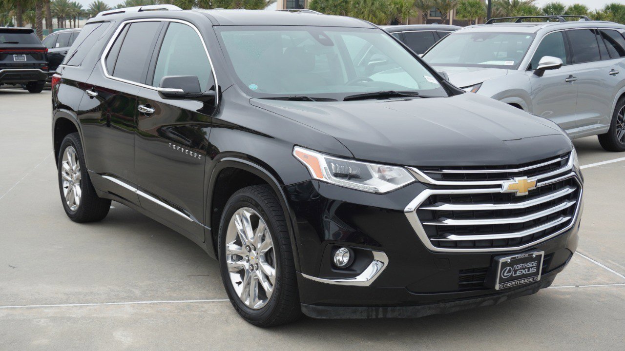Used 2018 Chevrolet Traverse High Country w/ LPO, Floor Liner Package AWD/4WD image 4