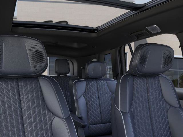New 2026 Cadillac Vistiq Premium Luxury w/ LPO, Floor Liner Package image 24