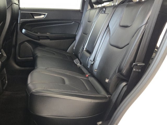 Used 2016 Ford Edge Titanium w/ Class II Trailer Tow Package AWD/4WD image 15