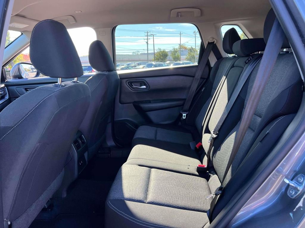 Certified 2024 Nissan Rogue SV image 12