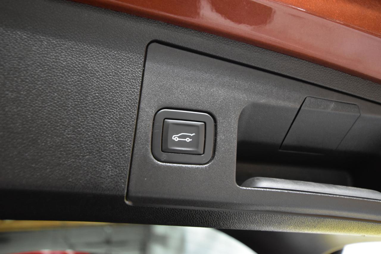 Used 2019 Cadillac XT4 Sport image 43