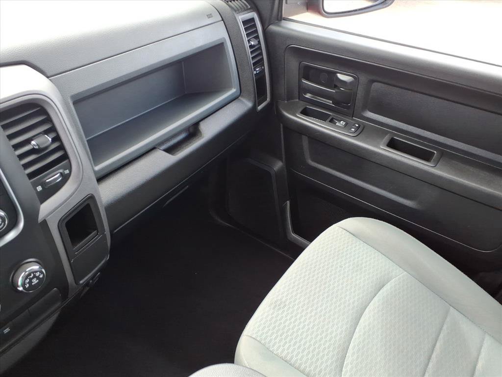 Used 2019 RAM 1500 Express w/ Express Value Package AWD/4WD image 34