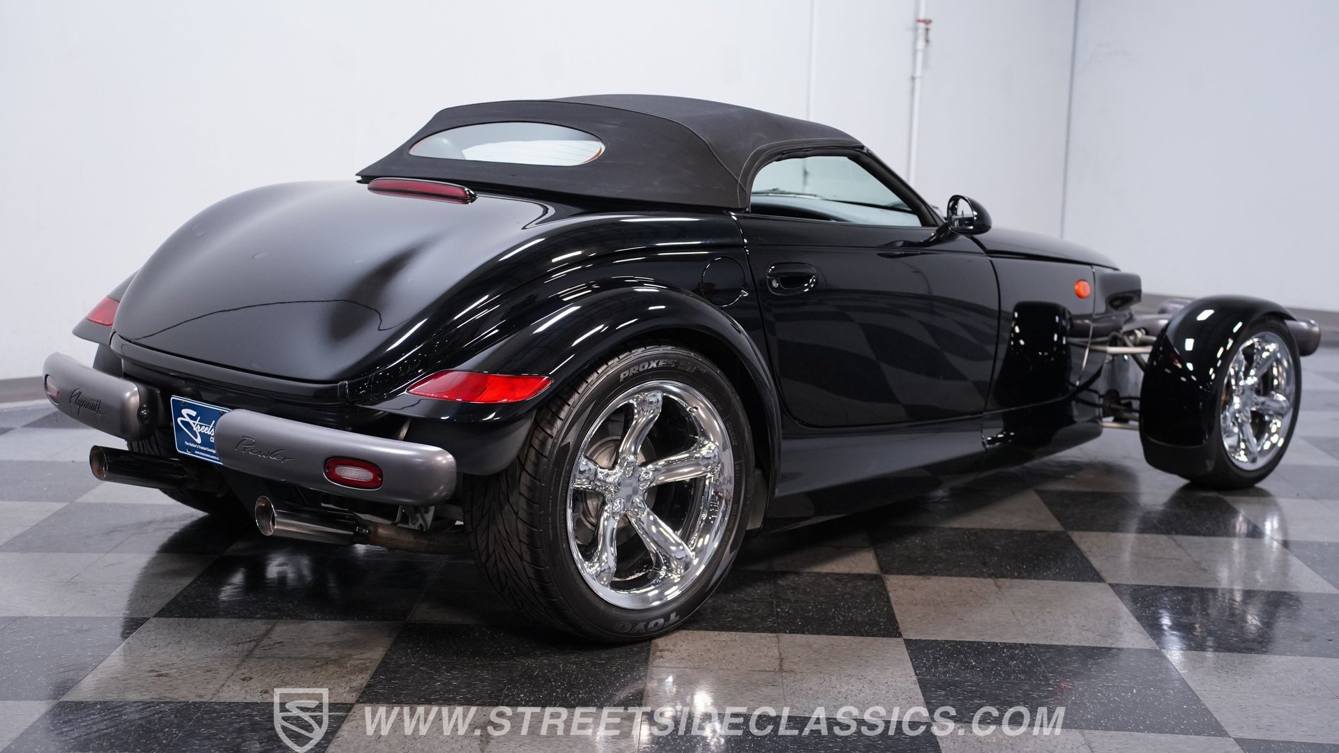 Used 1999 Plymouth Prowler RWD image 12