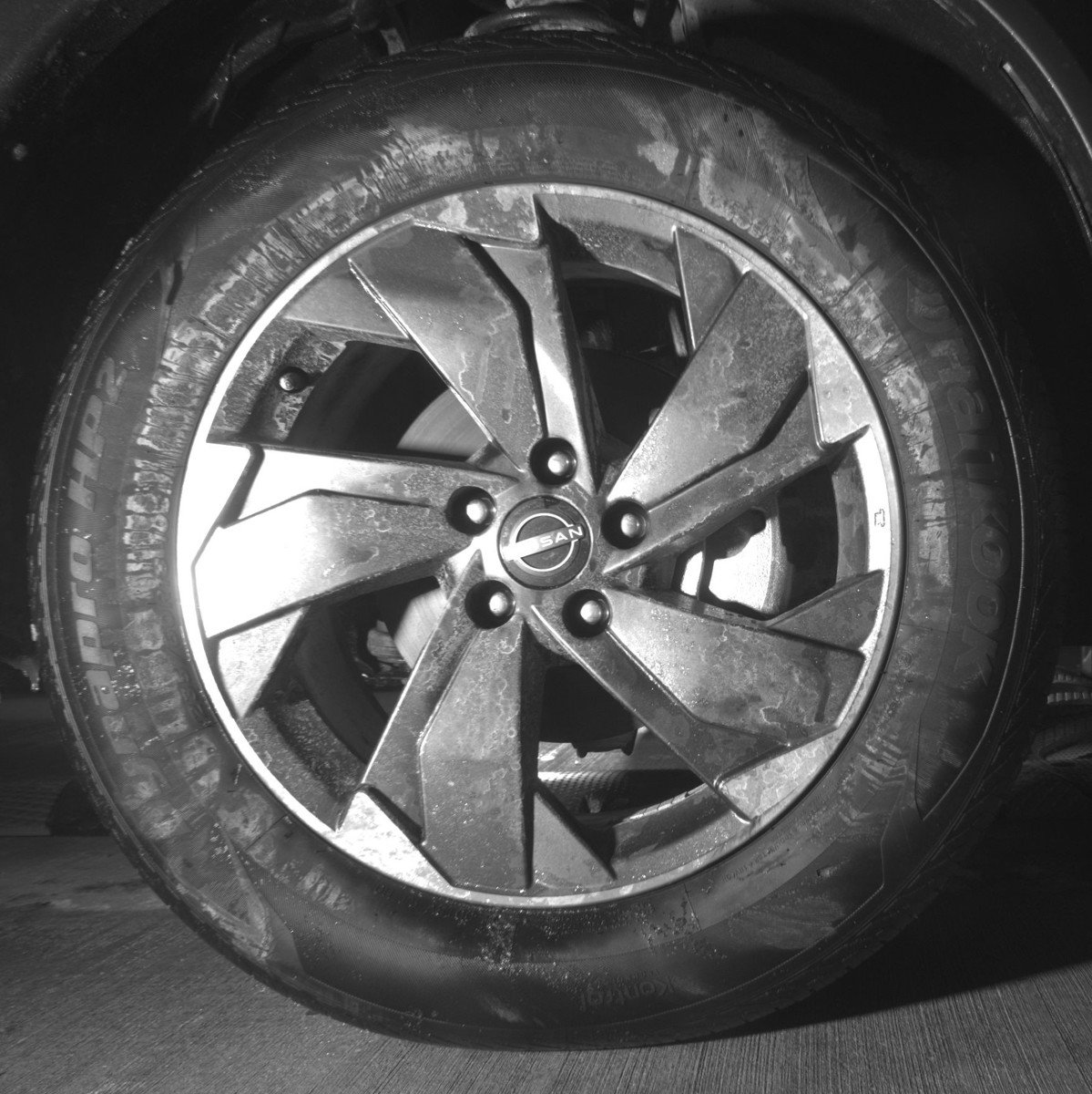 Used 2025 Nissan Rogue SV image 13