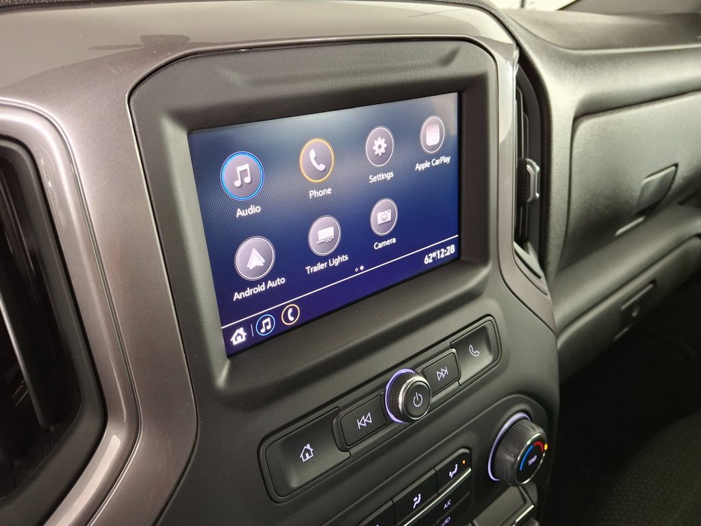 Used 2022 Chevrolet Silverado 2500 Custom w/ Custom Convenience Package image 17