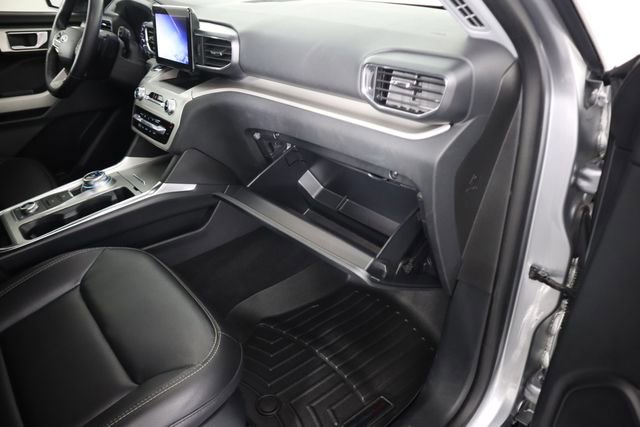 Used 2020 Ford Explorer XLT w/ Equipment Group 202A image 60
