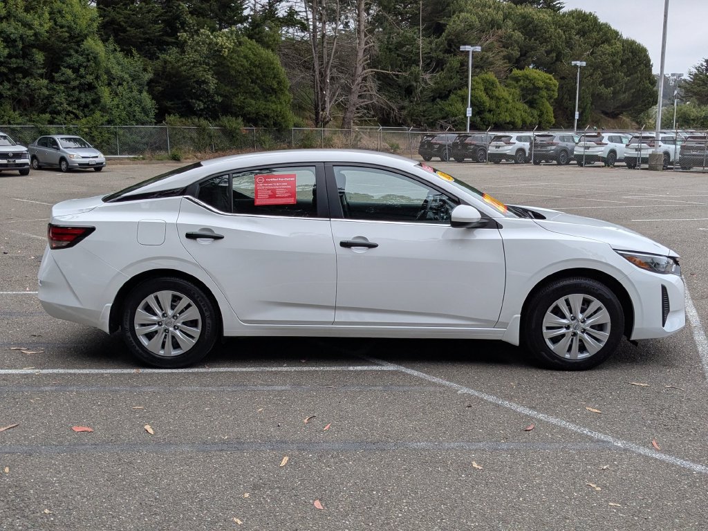 Certified 2025 Nissan Sentra S FWD image 4