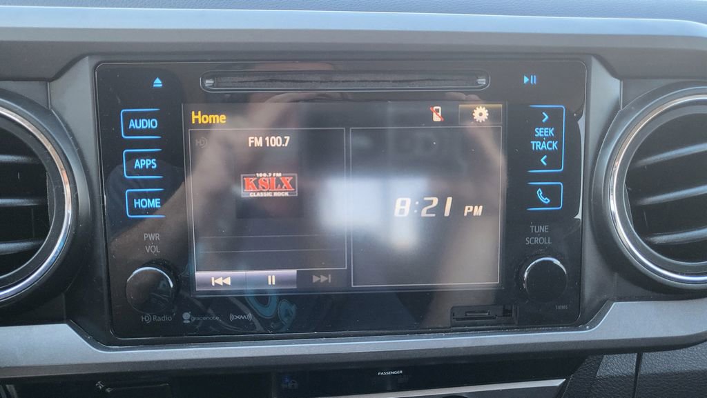 Used 2017 Toyota Tacoma SR5 image 28