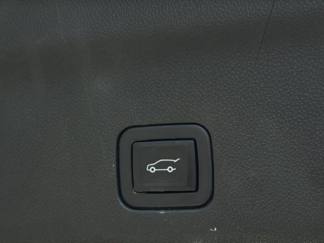 Used 2022 Chevrolet Tahoe LT AWD/4WD image 37