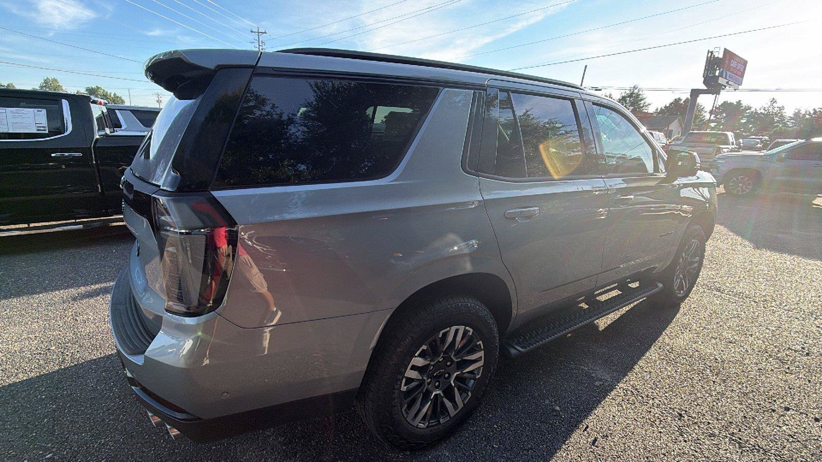 New 2026 Chevrolet Tahoe Z71 w/ Z71 Off-Road Package AWD/4WD image 9