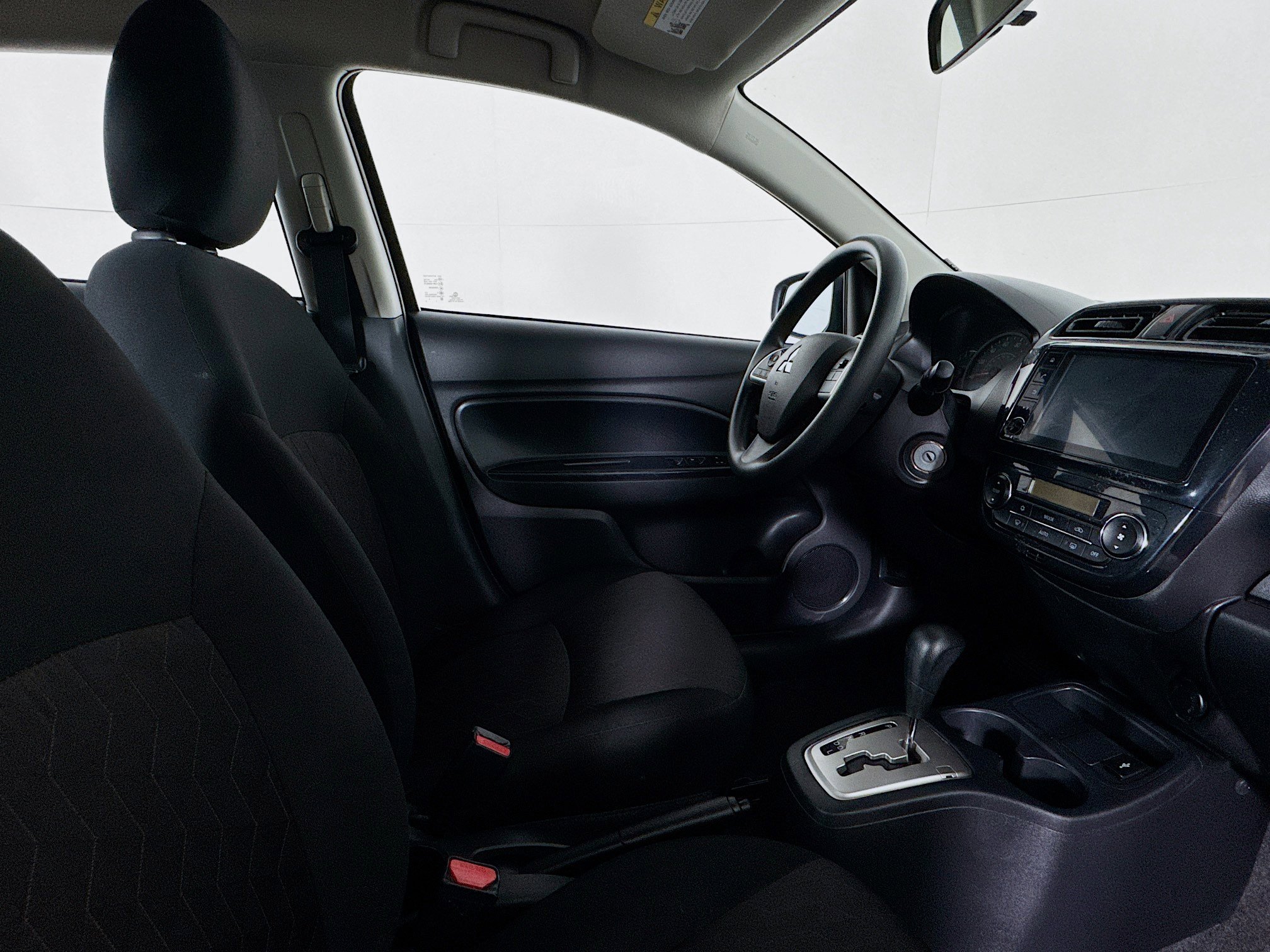 Used 2024 Mitsubishi Mirage LE image 27