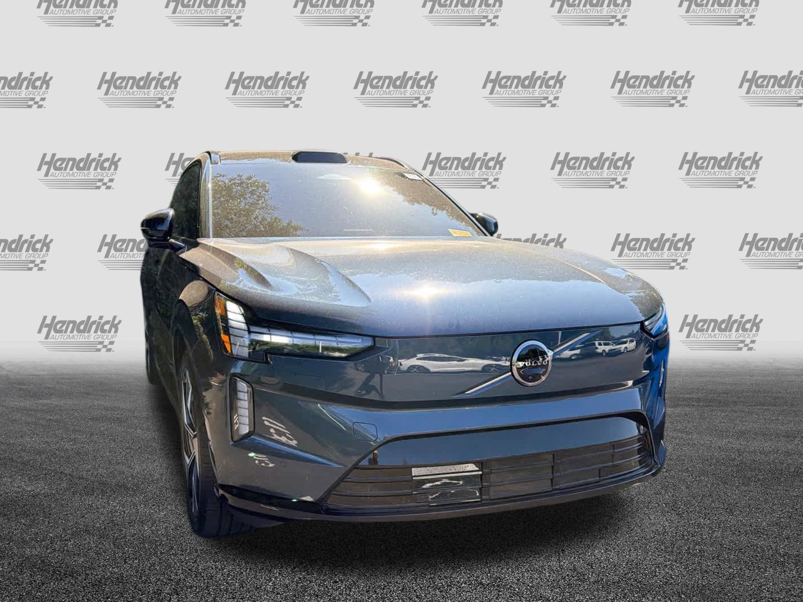 Used 2025 Volvo EX90 Ultra image 3