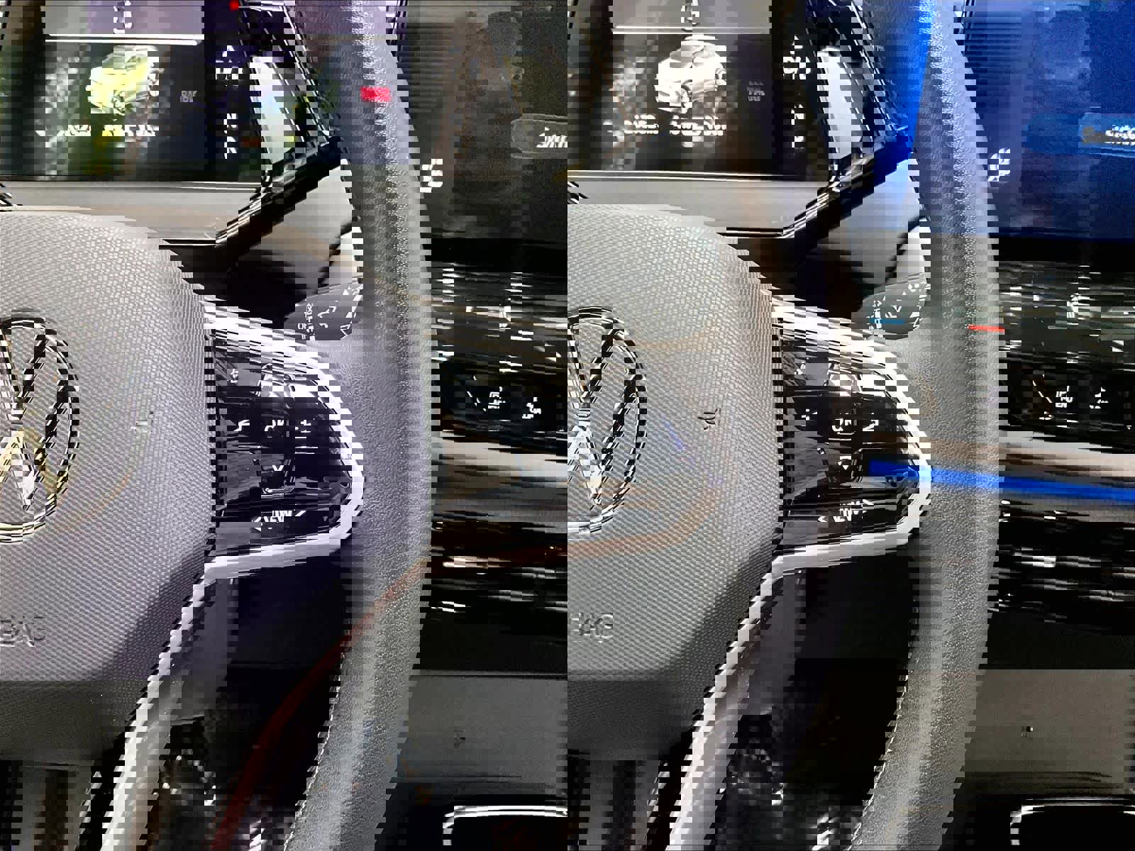 Used 2023 Volkswagen ID.4 Pro image 21