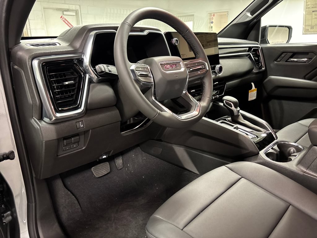 New 2026 GMC Canyon Elevation w/ Convenience Package RWD image 24