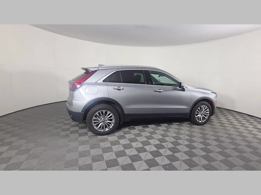 Used 2024 Cadillac XT4 Premium Luxury FWD image 38