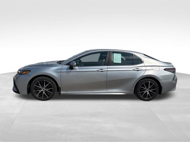 Used 2024 Toyota Camry SE FWD image 8