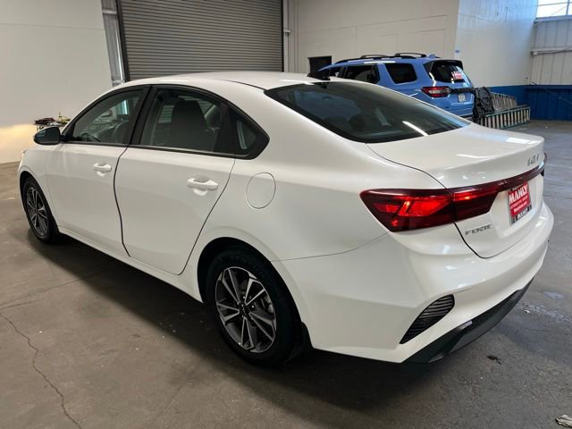 Used 2023 Kia Forte LXS FWD image 5