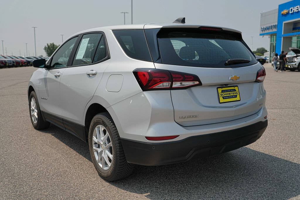Used 2022 Chevrolet Equinox LS AWD/4WD image 8