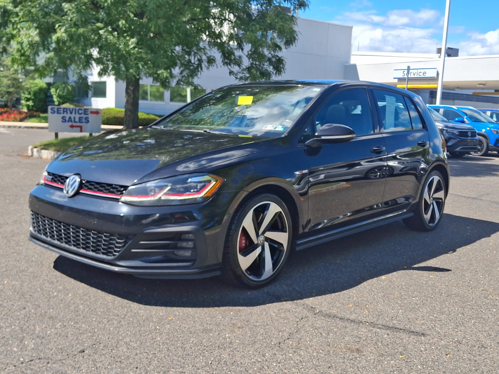 Used 2018 Volkswagen GTI Autobahn FWD image 3