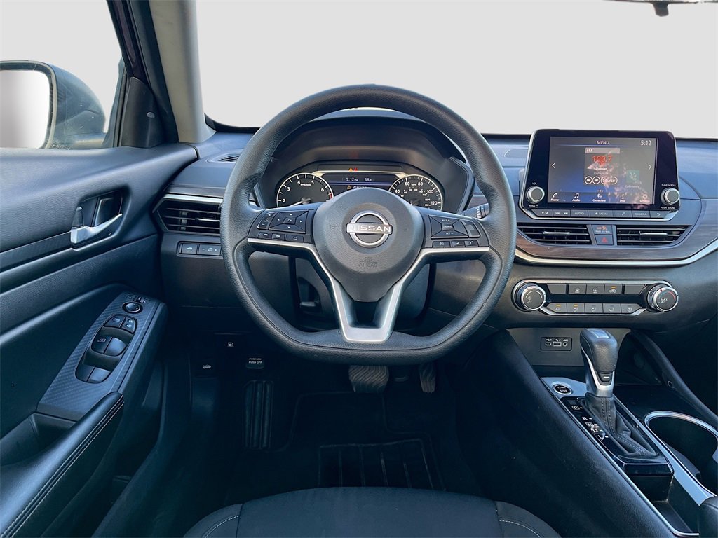 Used 2024 Nissan Altima 2.5 SV image 20